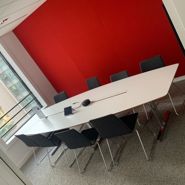 Table de reunion bois / metal blanc /chrome