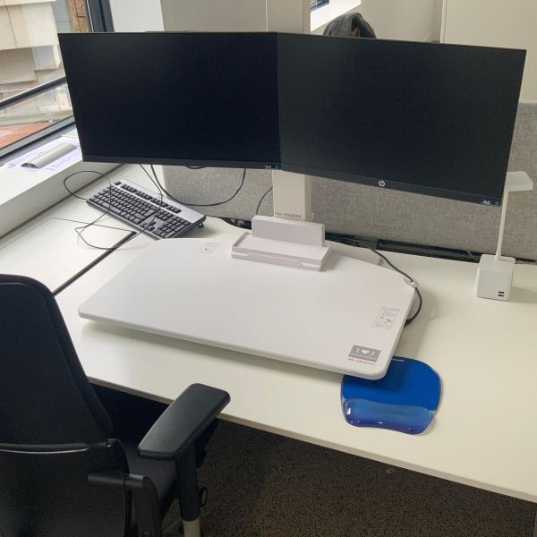 Bras d'ecran yoyodesk plastique / metal gris blanc