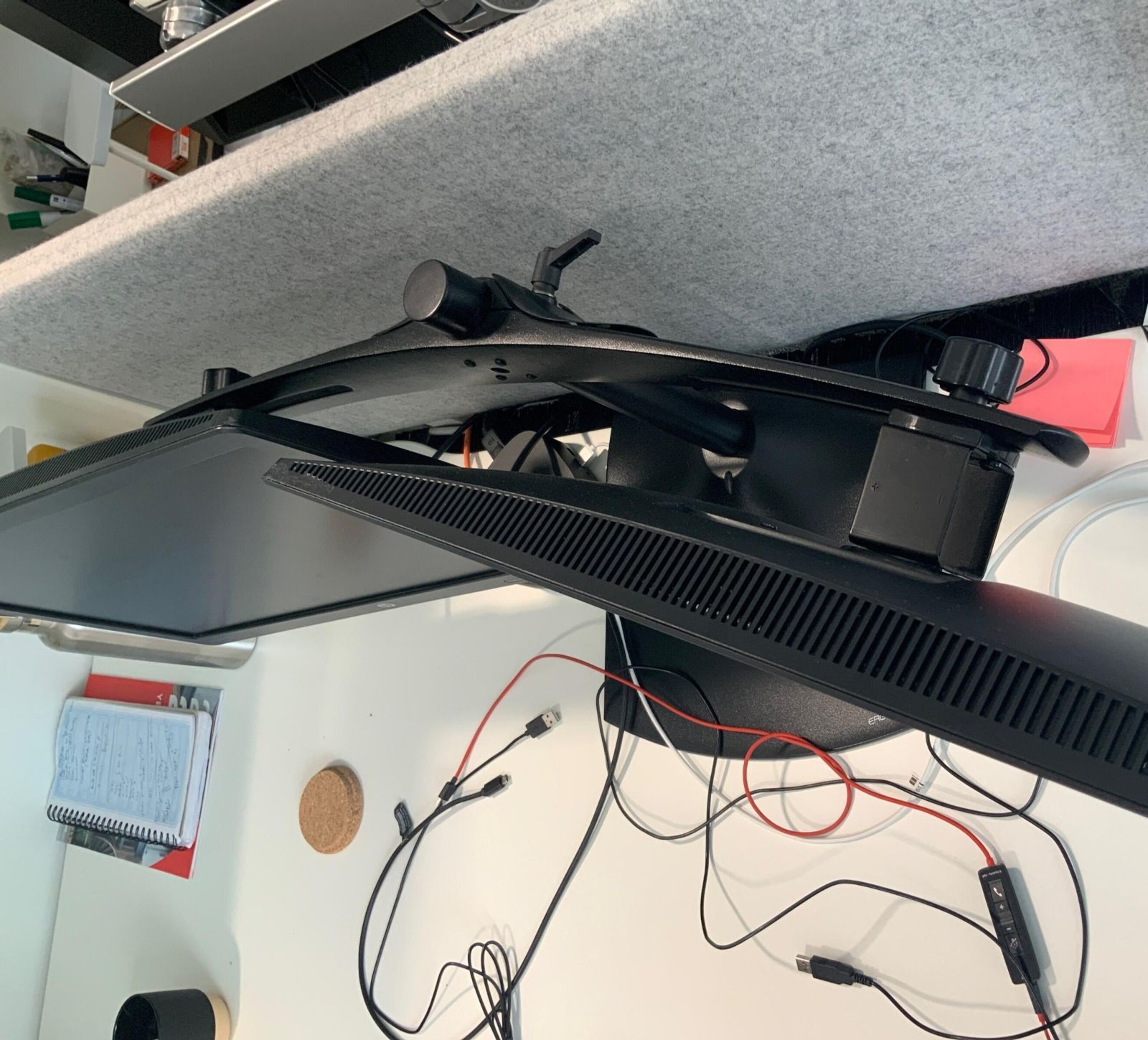 Bras d'ecran ergotron metal noir