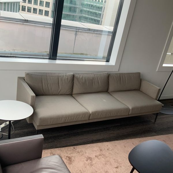 Canape silvera tissu taupe