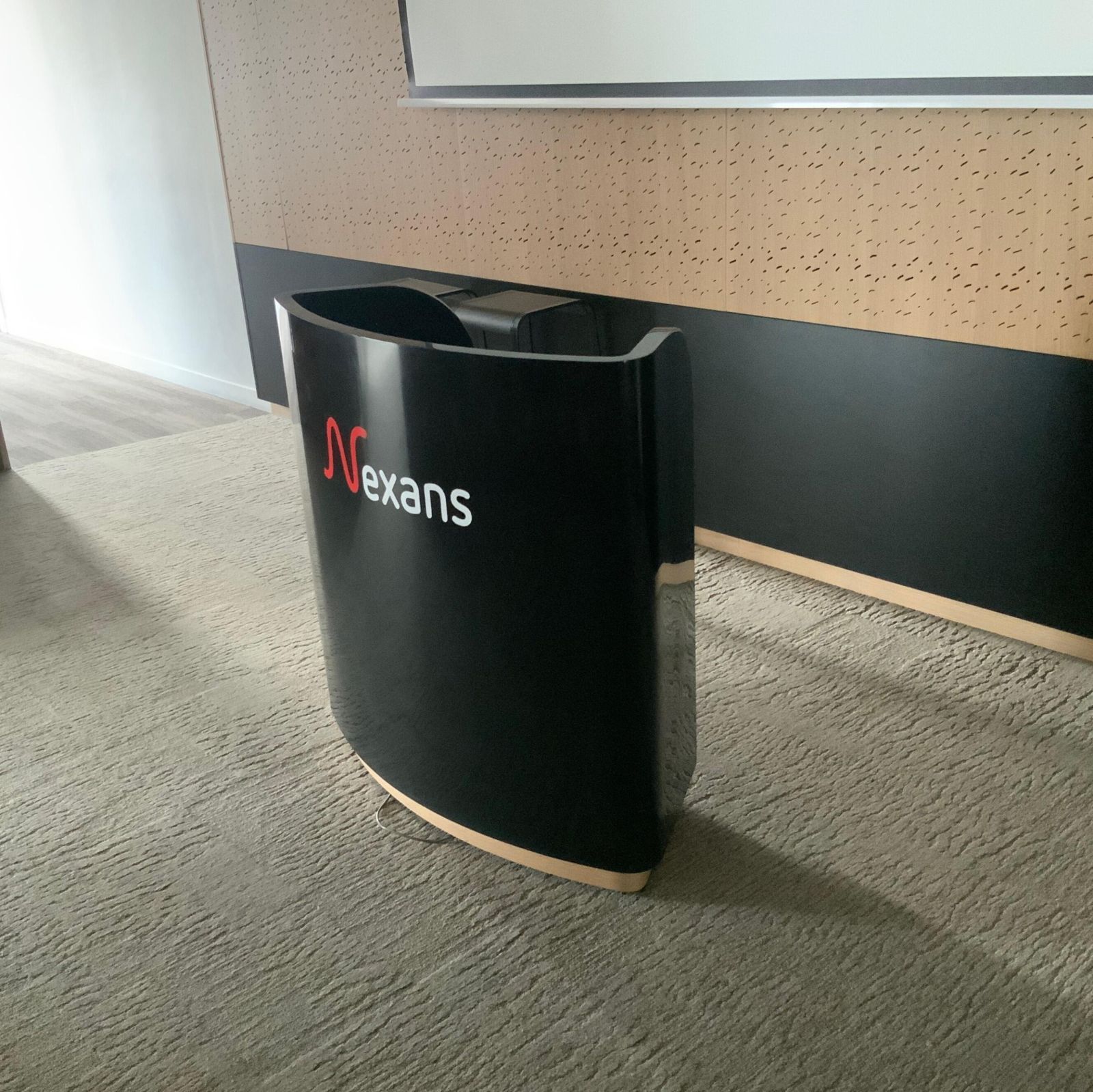 Pupitre bois / metal noir