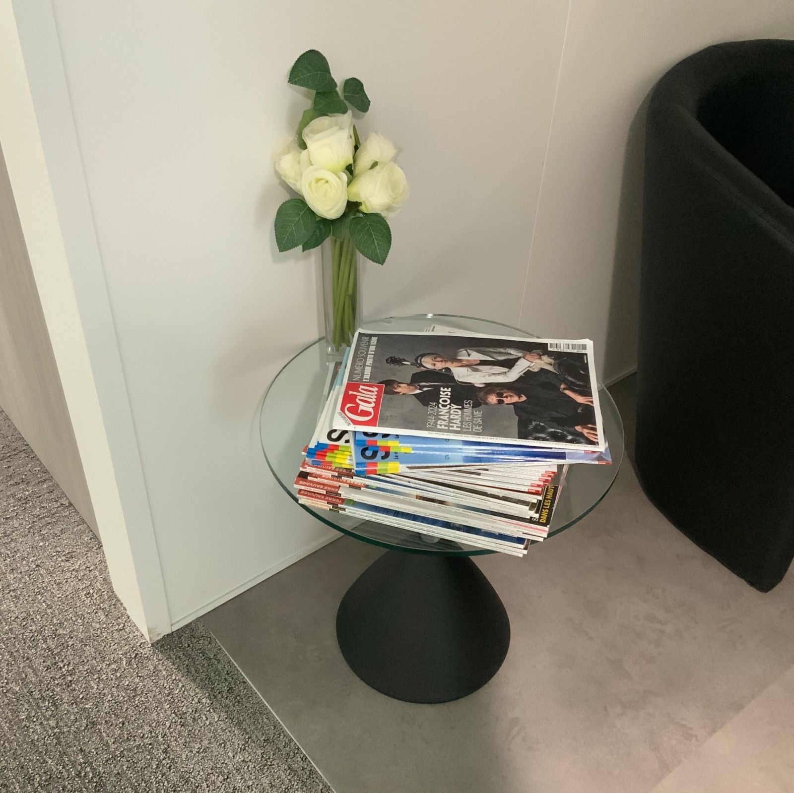 Table basse verre / metal transparent/chrome