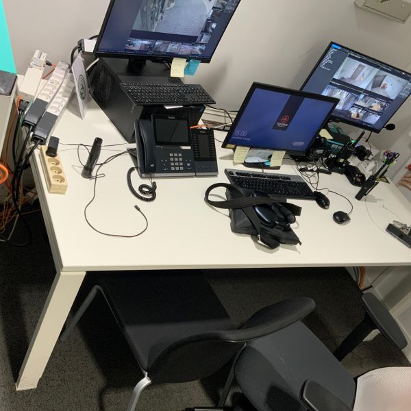 Bureau bois / metal blanc