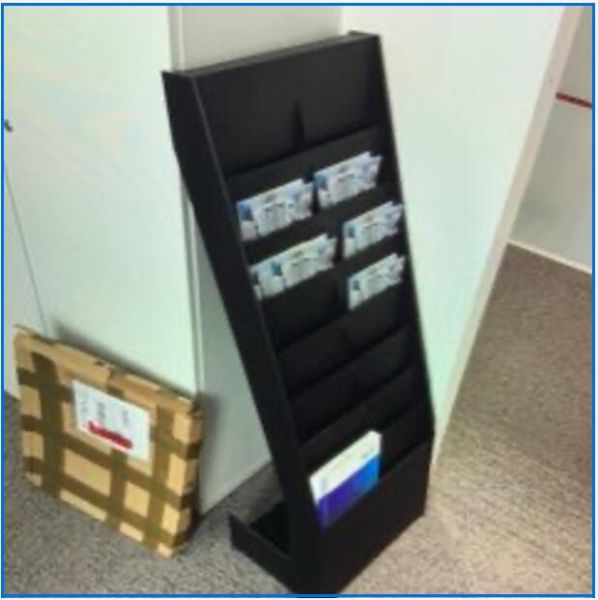 Presentoir a revue plastique noir