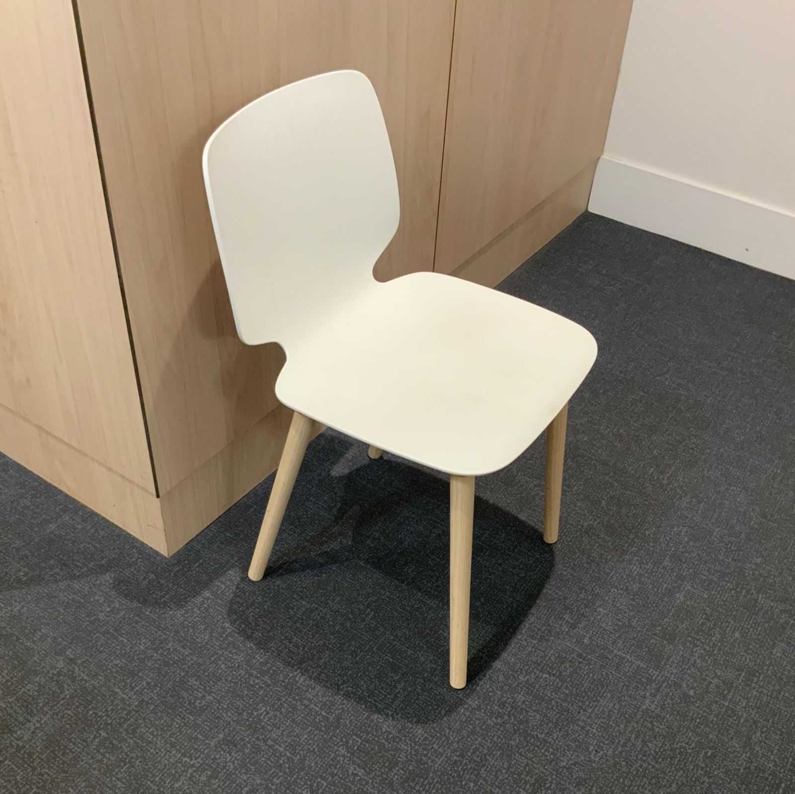 Chaise restaurant pedrali bois / bois bois /blanc